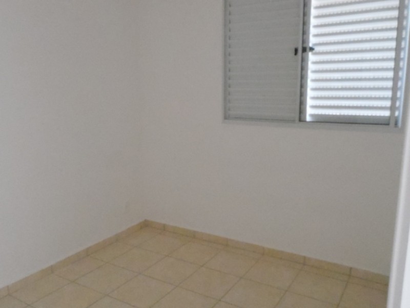 Apartamento `a venda de 2 quartos  em Raposos - Cód. 0082