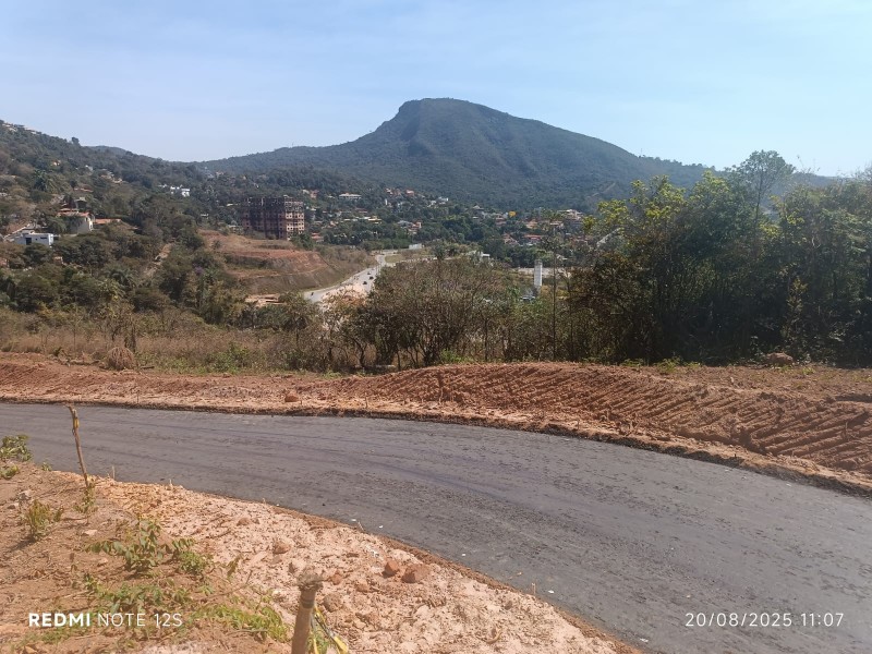 Apartamento 3 quartos  com suíte em Nova Lima.