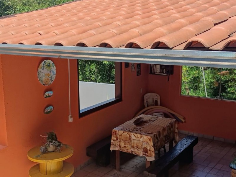 Casa à venda em Rio Acima 