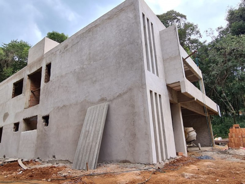 Casa em Condômino Vale da Mata-Rio Acima  cód. 0026 