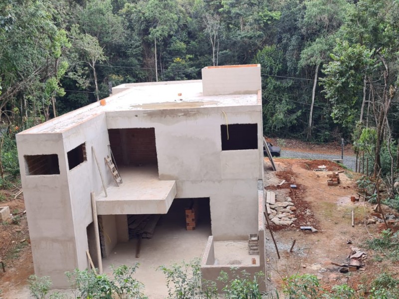 Casa em Condômino Vale da Mata-Rio Acima  cód. 0026 